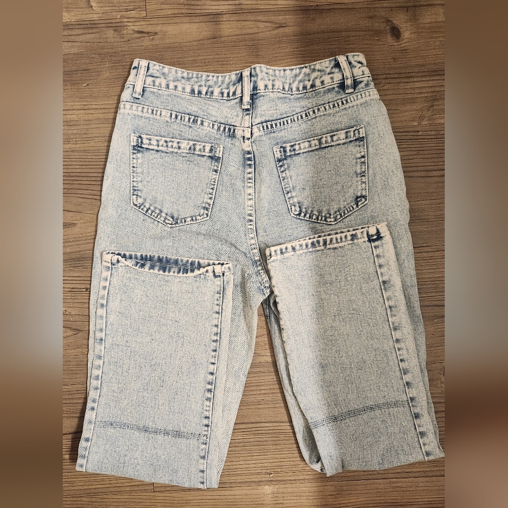 Straight leg high waist Jeans